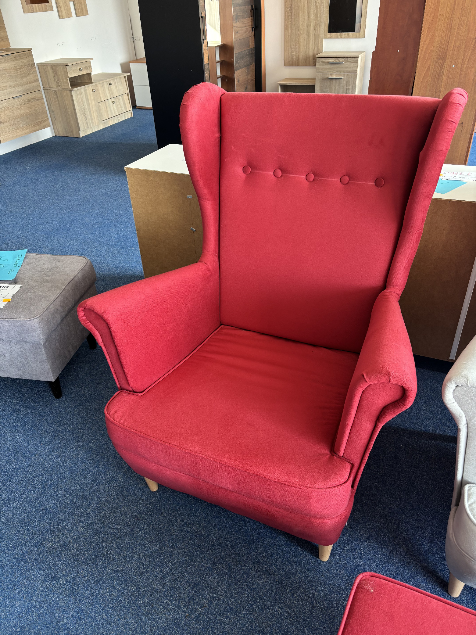 Křeslo Breso - Červená látka